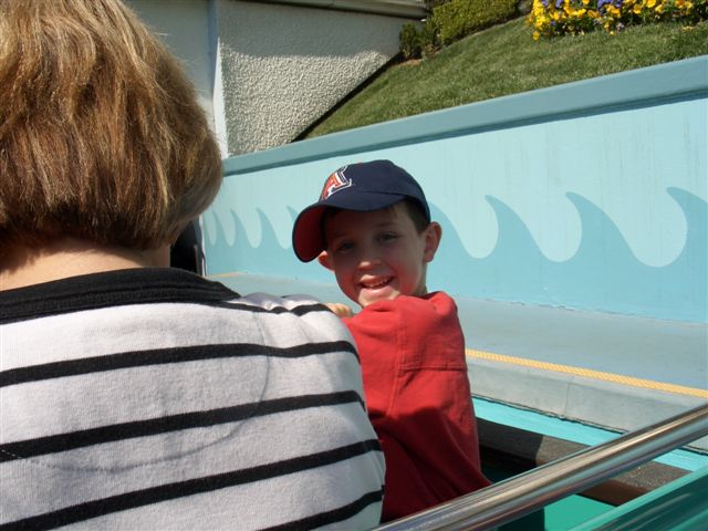 Disneyland 2006 018.JPG